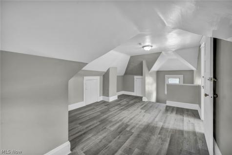 1659 Lee Road Cleveland OH 44118