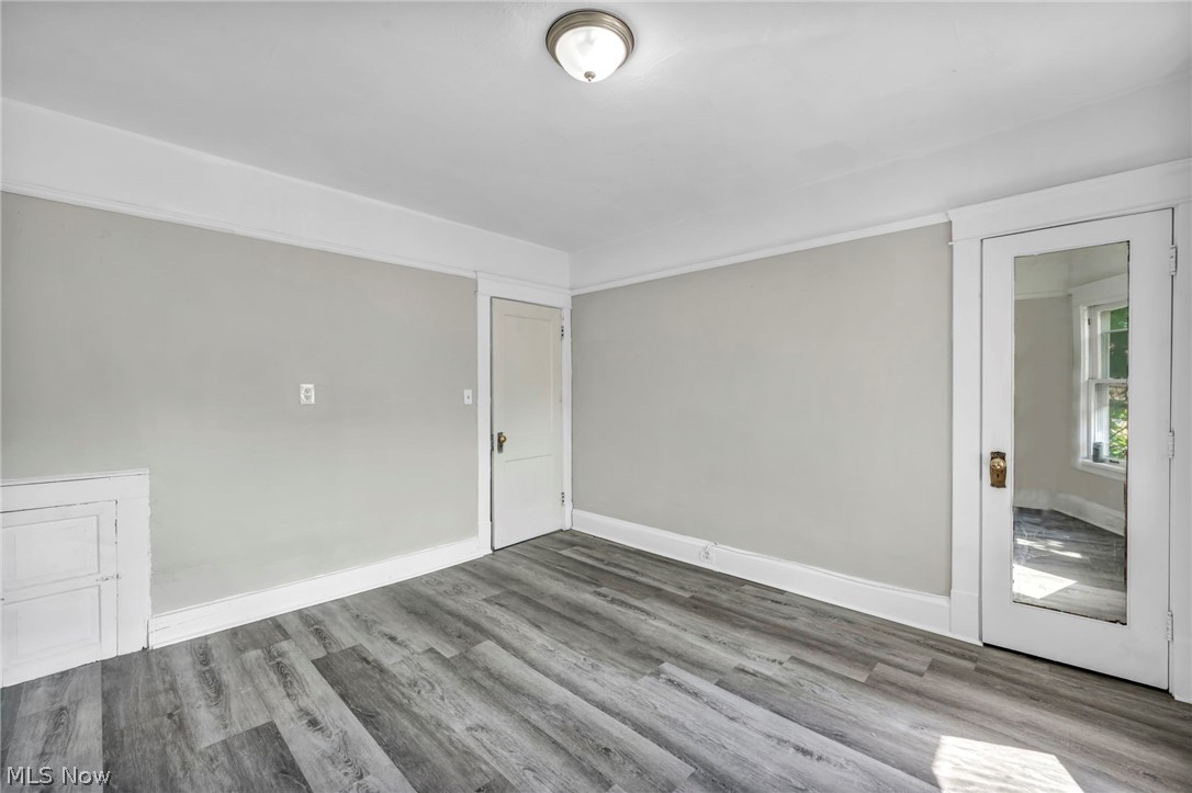1659 Lee Road Cleveland OH 44118
