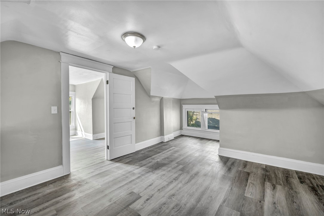 1659 Lee Road Cleveland OH 44118