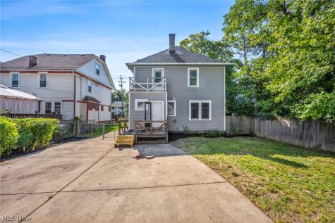 1659 Lee Road Cleveland OH 44118