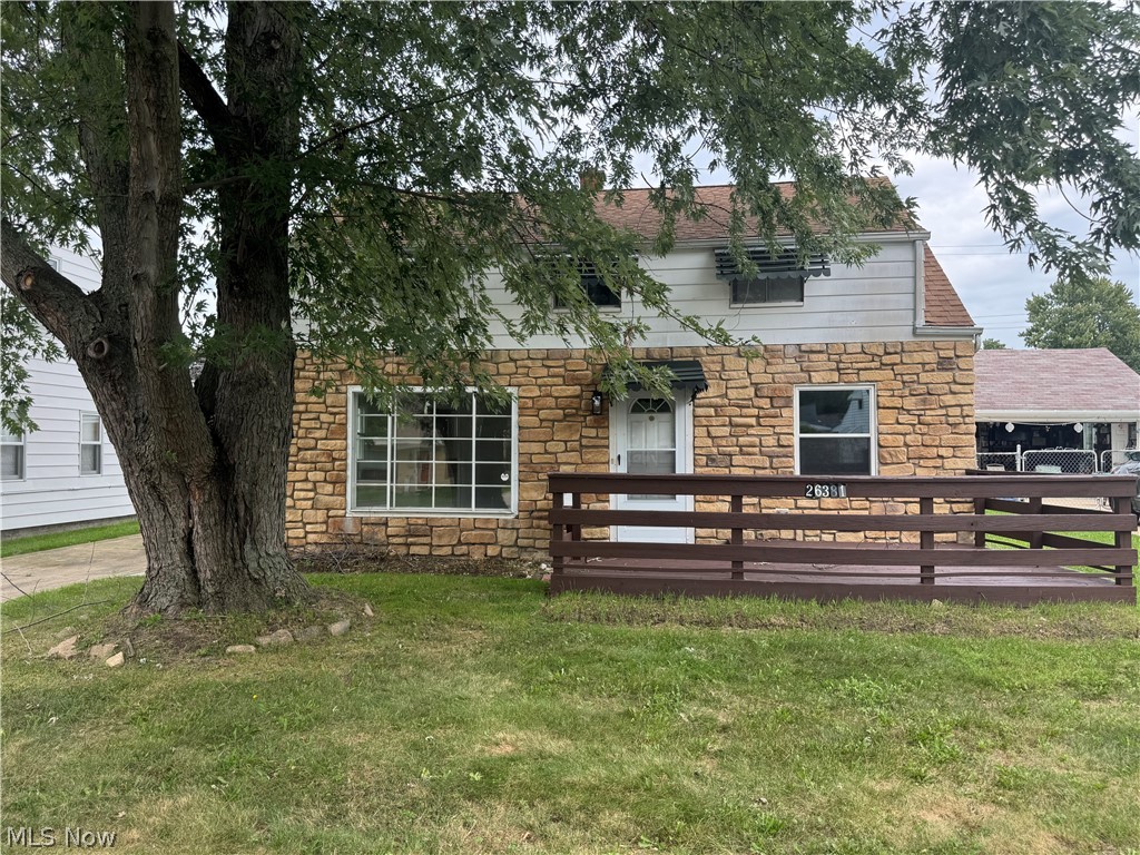 26381 Drakefield Avenue Euclid OH 44132