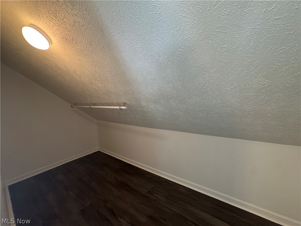 26381 Drakefield Avenue Euclid OH 44132