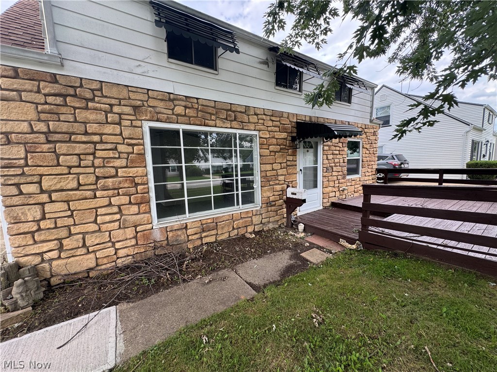 26381 Drakefield Avenue Euclid OH 44132