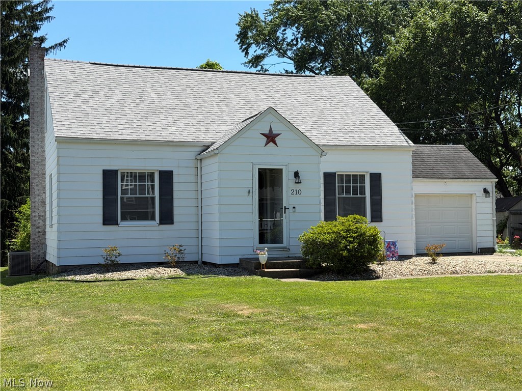 210 Woodrow Street NW North Canton OH 44720