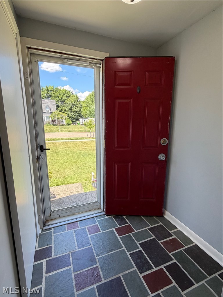 210 Woodrow Street NW North Canton OH 44720