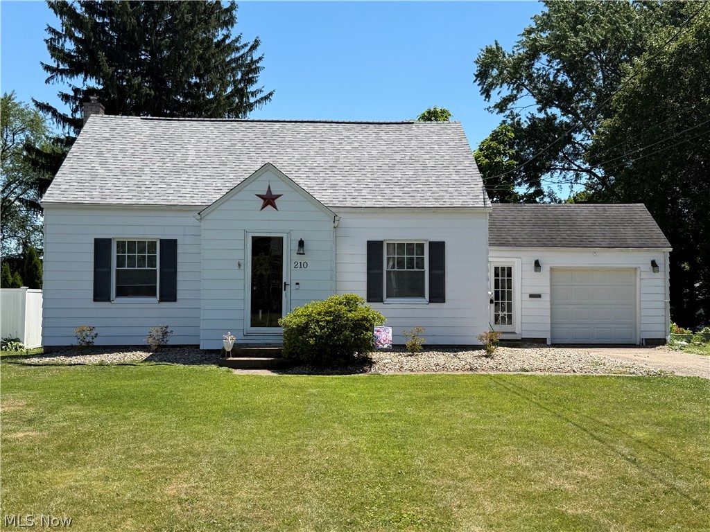 210 Woodrow Street NW North Canton OH 44720