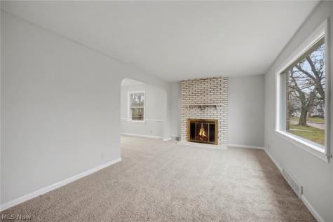 312 Montrose Avenue NW Canton OH 44708