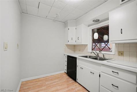 312 Montrose Avenue NW Canton OH 44708