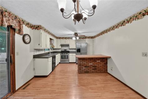 180 Ridgewood Road Medina OH 44281
