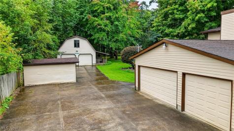 180 Ridgewood Road Medina OH 44281