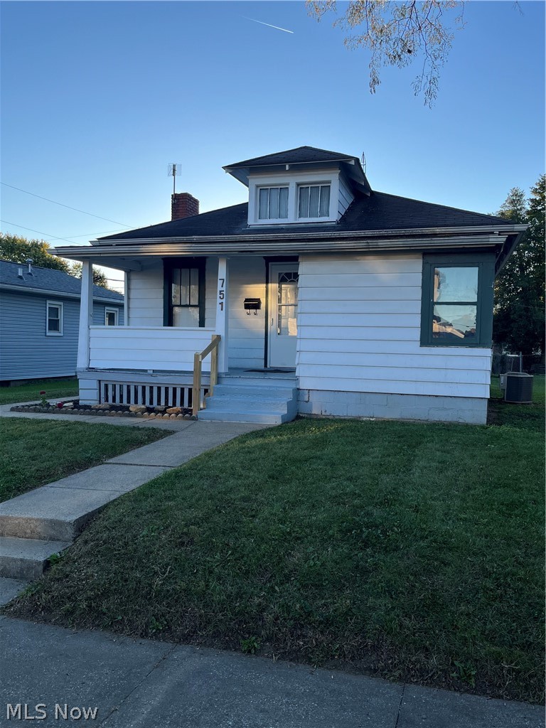 751 Larzelere Avenue Zanesville OH 43701