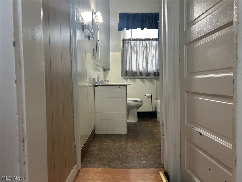 751 Larzelere Avenue Zanesville OH 43701