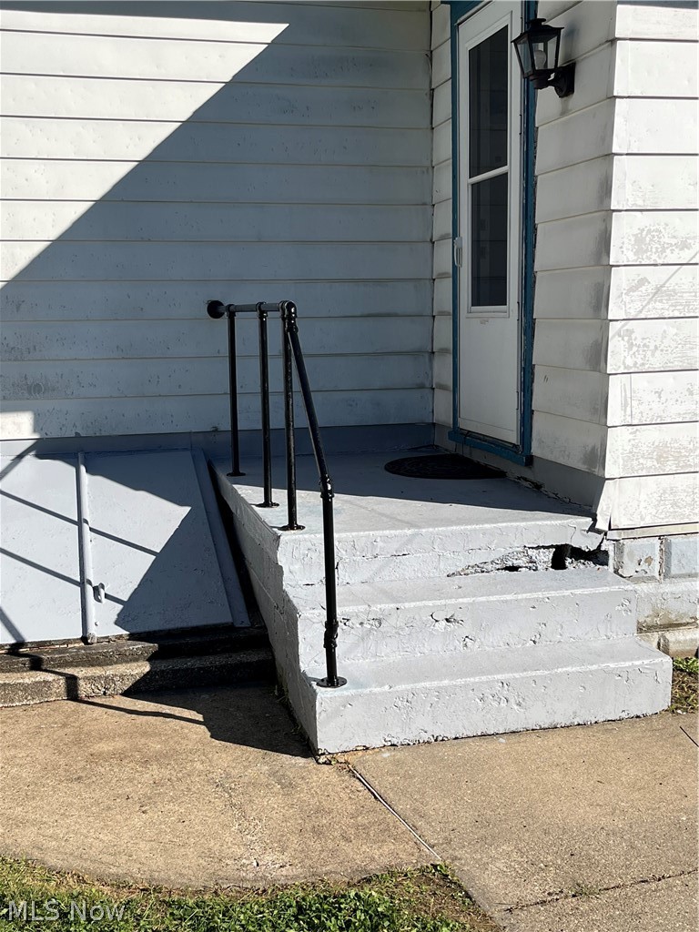 751 Larzelere Avenue Zanesville OH 43701