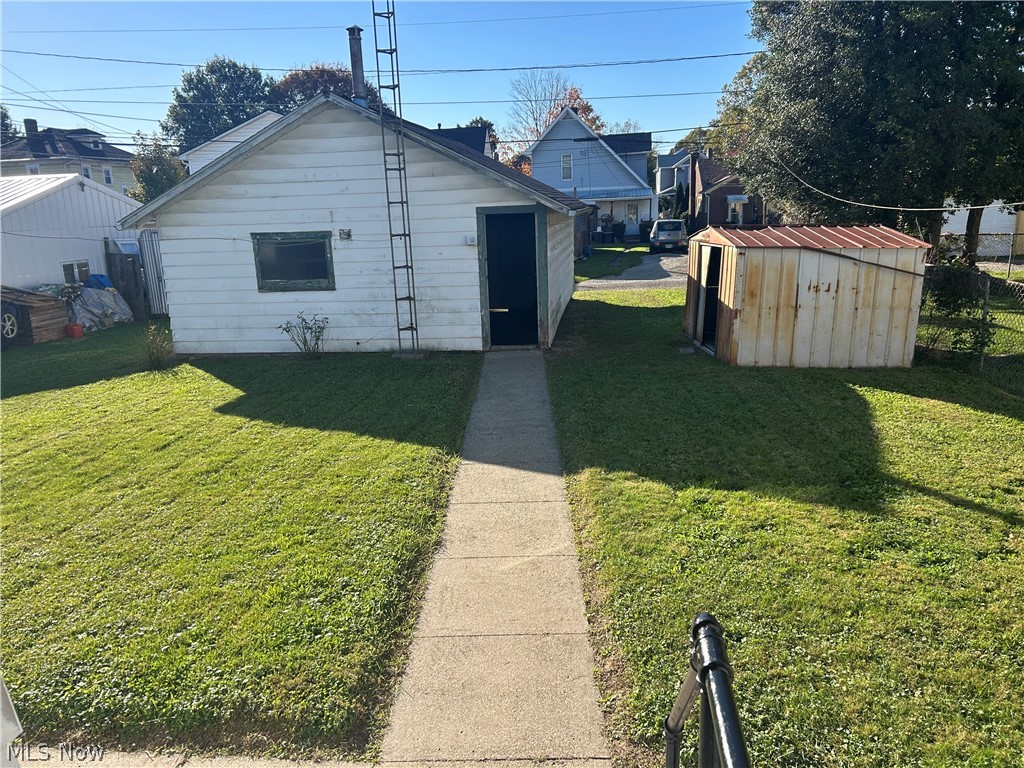 751 Larzelere Avenue Zanesville OH 43701