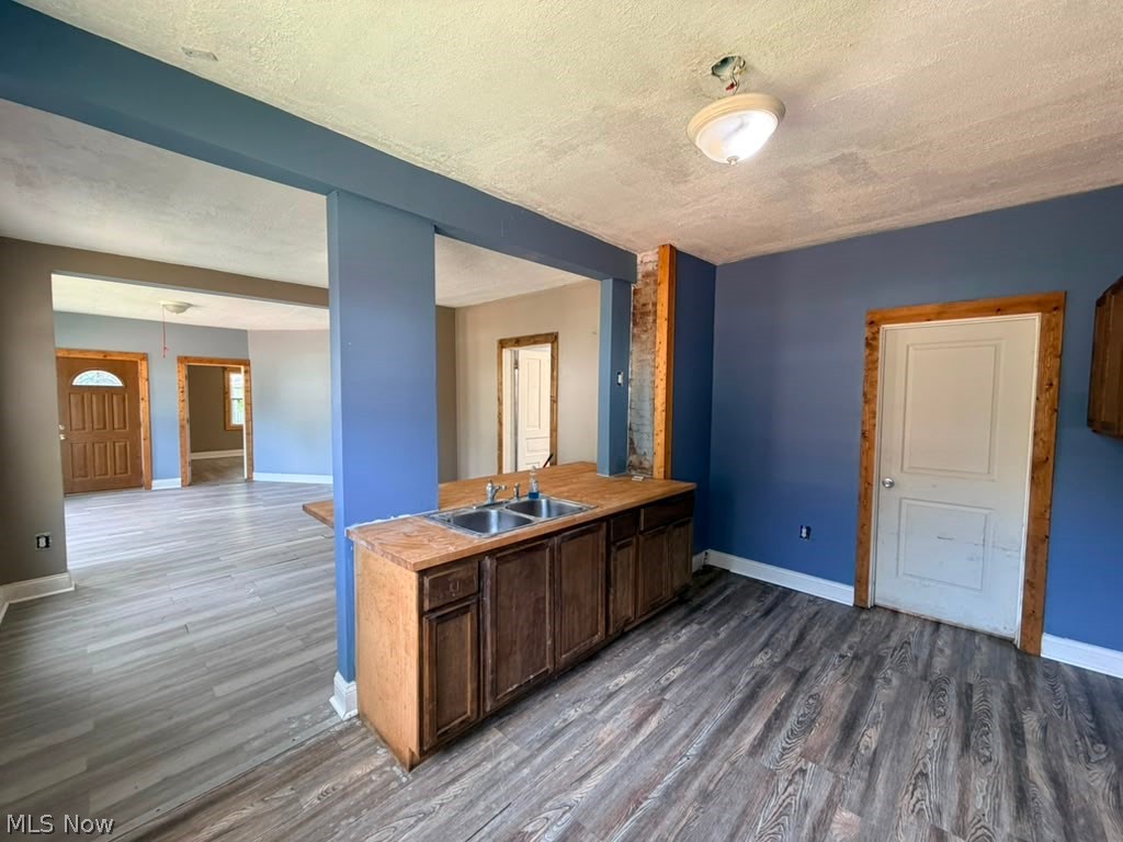 2982 E 67th Street Cleveland OH 44127