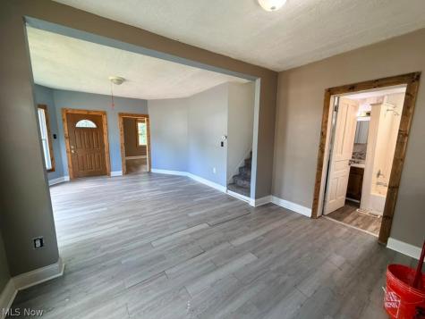 2982 E 67th Street Cleveland OH 44127