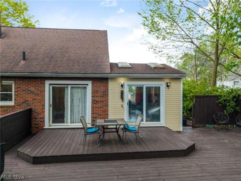 1588 Highview Avenue Akron OH 44301