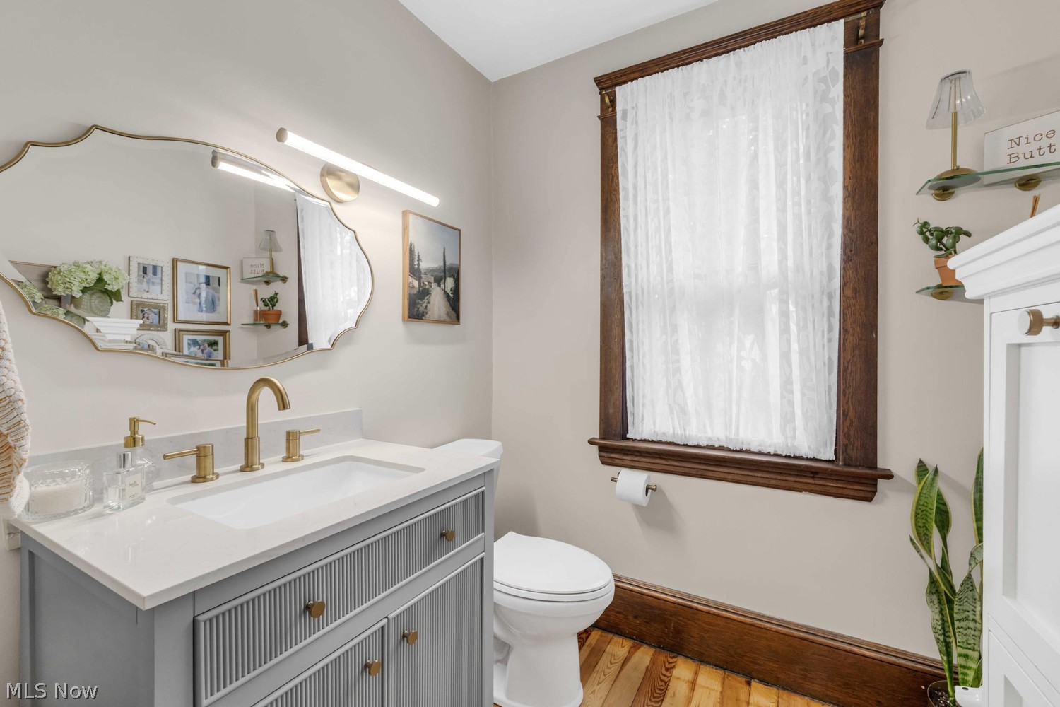 1469 Spring Garden Avenue Lakewood OH 44107
