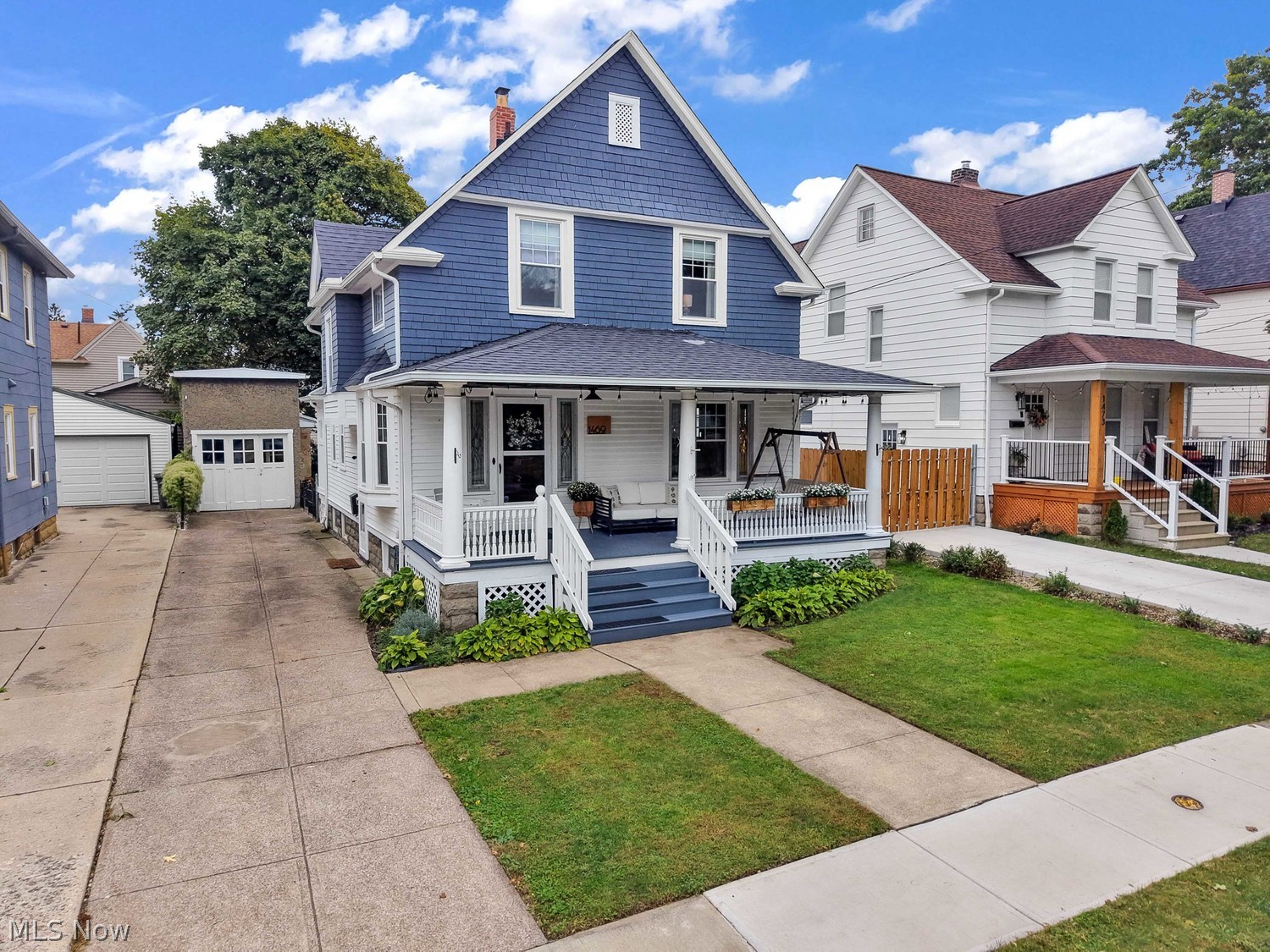 1469 Spring Garden Avenue Lakewood OH 44107