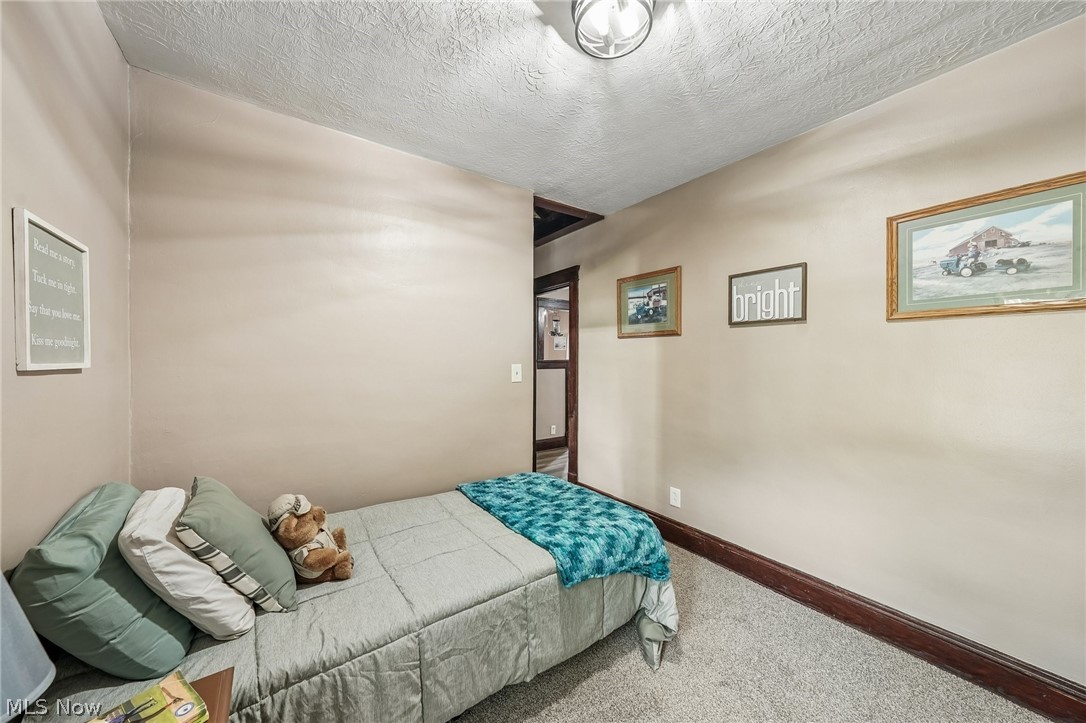 27 Water Street Geneva OH 44041