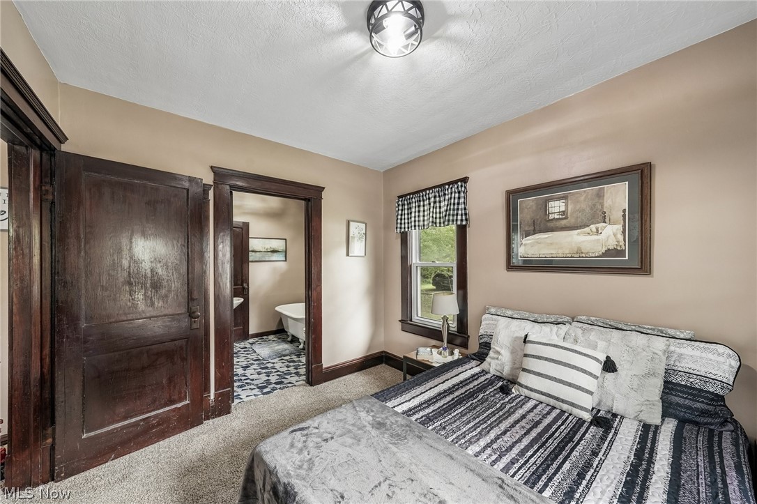 27 Water Street Geneva OH 44041