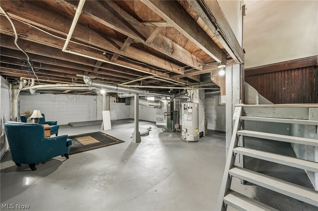 27 Water Street Geneva OH 44041