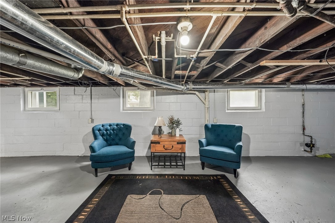 27 Water Street Geneva OH 44041