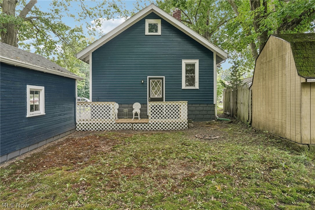27 Water Street Geneva OH 44041