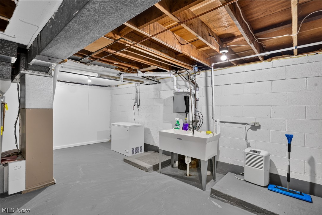 4429 Burkey Road Austintown OH 44515