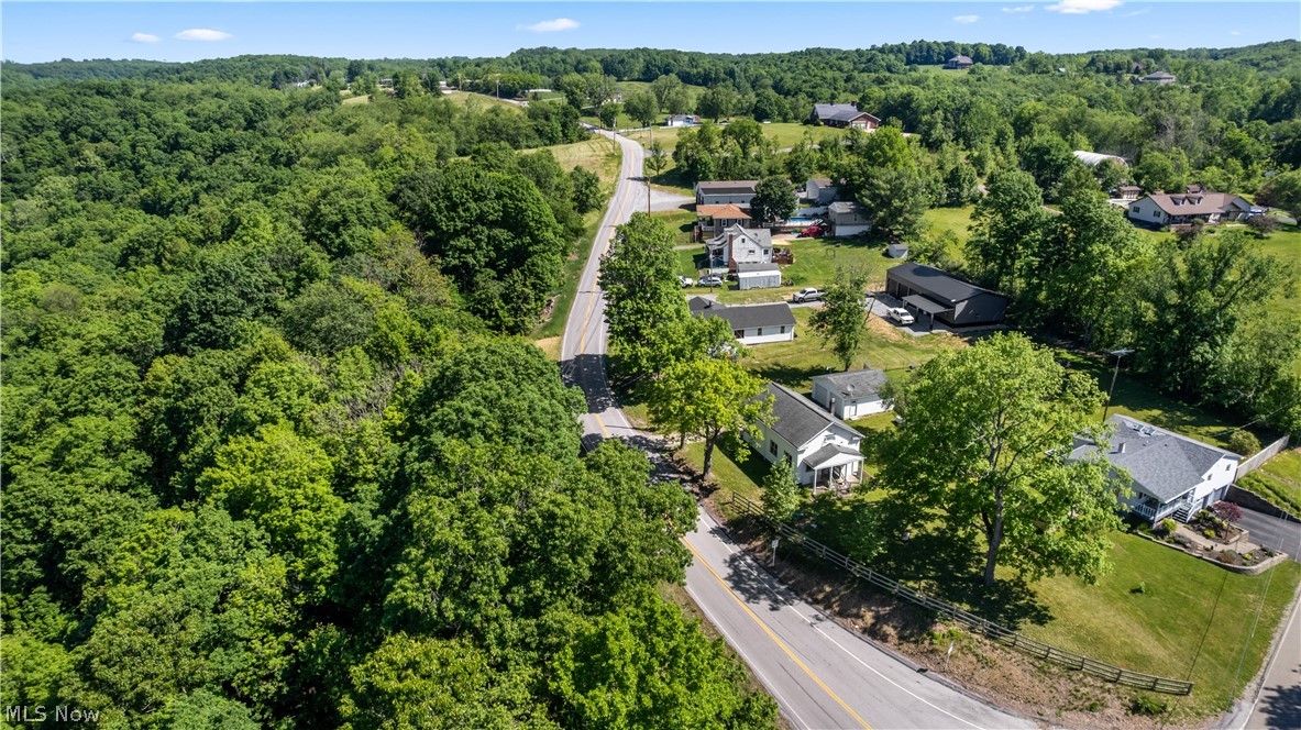 3080 County Road 33 Wintersville OH 43953
