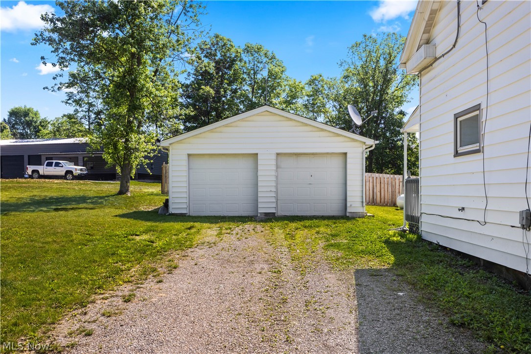 3080 County Road 33 Wintersville OH 43953