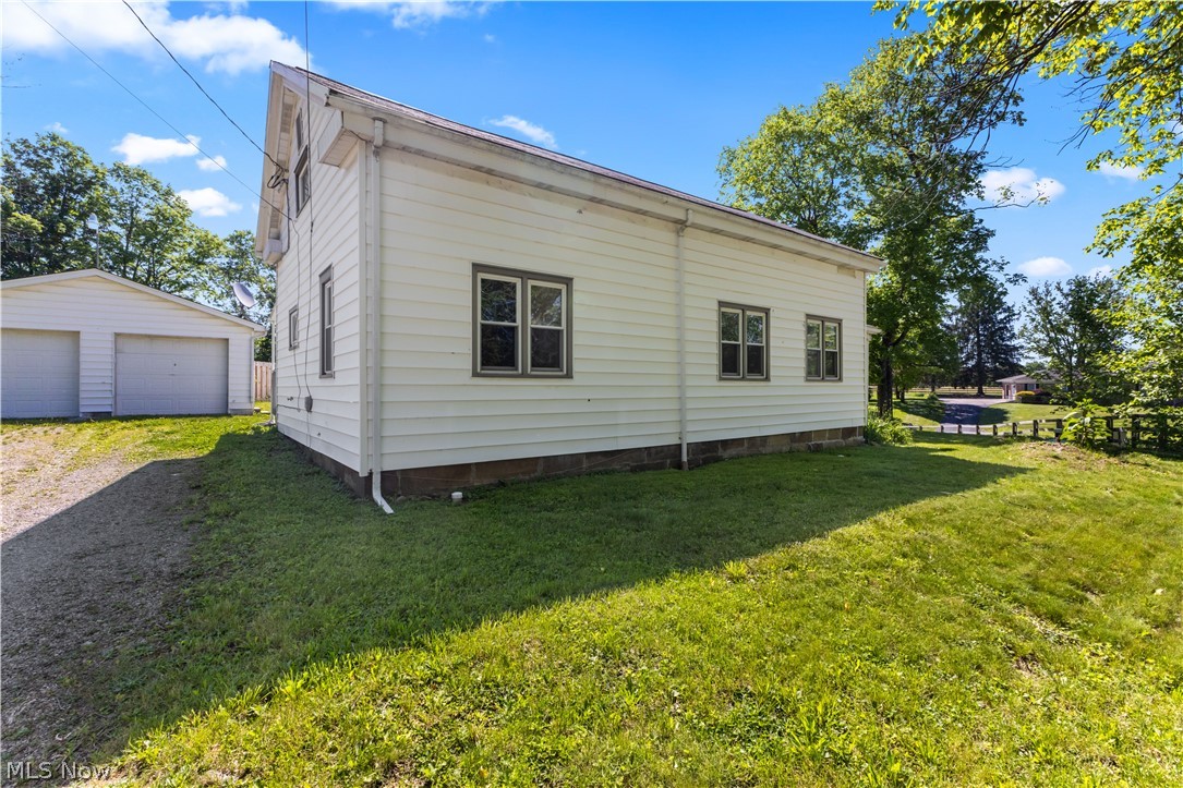 3080 County Road 33 Wintersville OH 43953