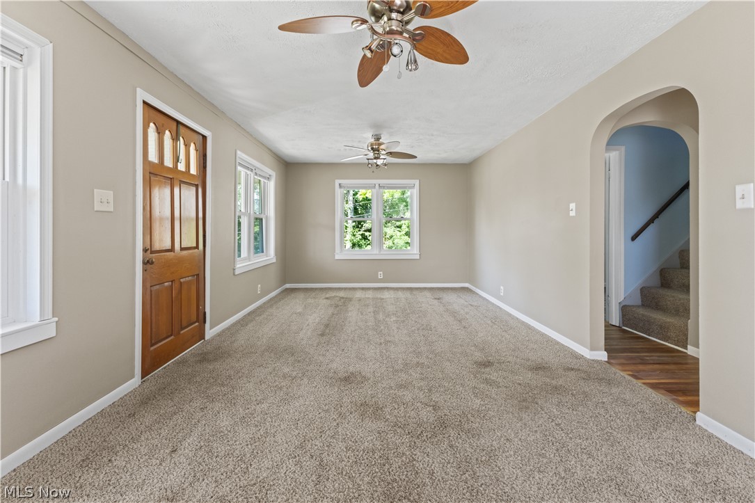 3080 County Road 33 Wintersville OH 43953