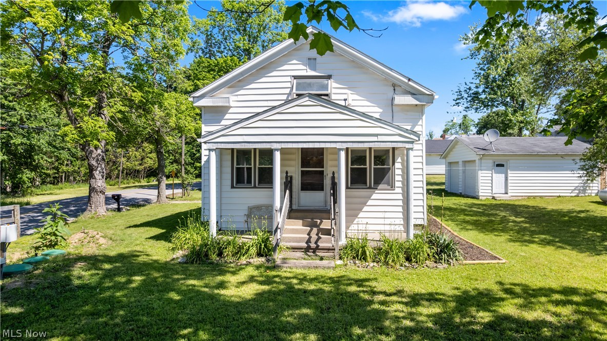 3080 County Road 33 Wintersville OH 43953