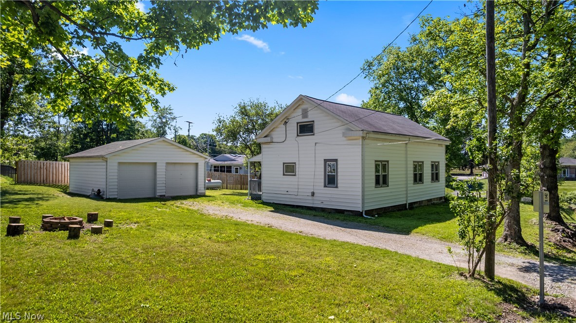 3080 County Road 33 Wintersville OH 43953
