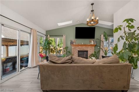 700 Harris Road Sheffield Lake OH 44054
