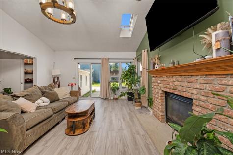 700 Harris Road Sheffield Lake OH 44054
