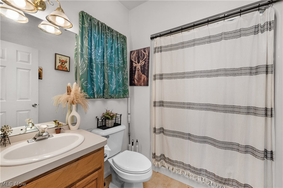 700 Harris Road Sheffield Lake OH 44054