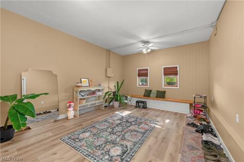 700 Harris Road Sheffield Lake OH 44054