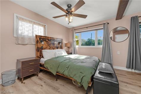 700 Harris Road Sheffield Lake OH 44054