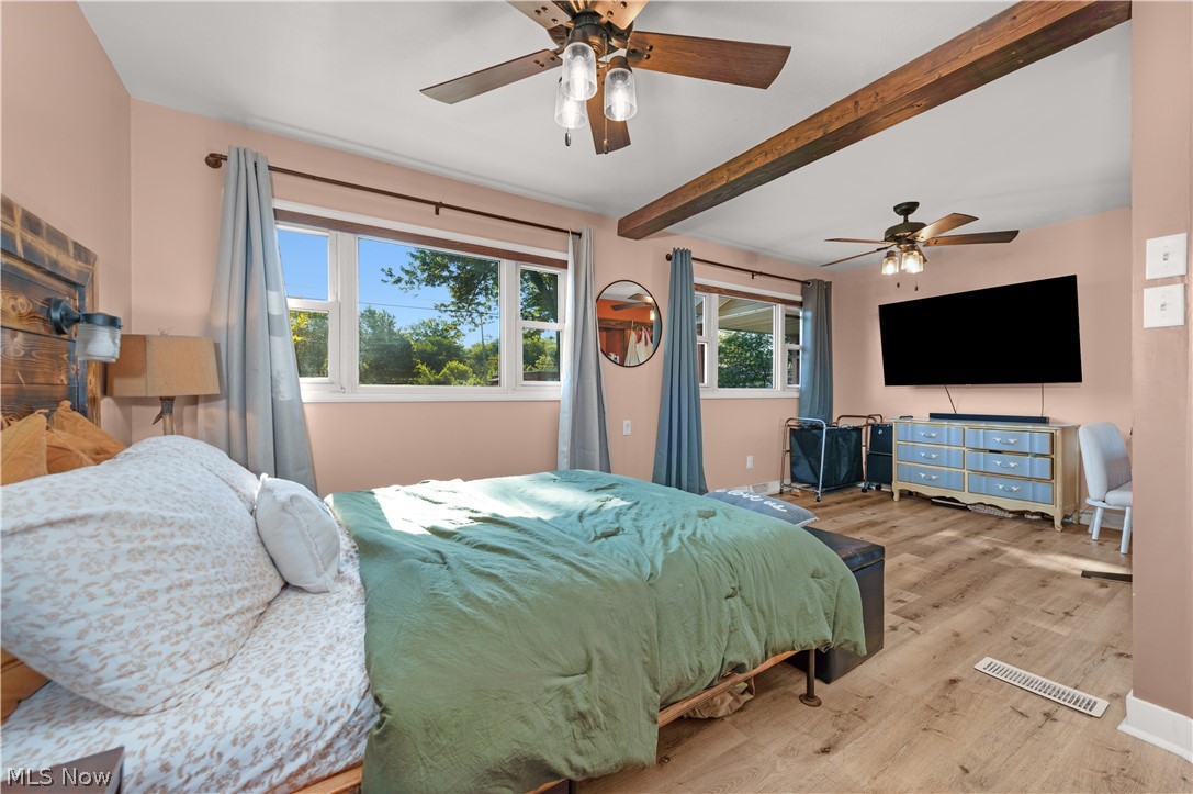 700 Harris Road Sheffield Lake OH 44054