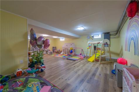 700 Harris Road Sheffield Lake OH 44054