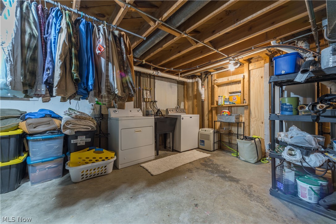 700 Harris Road Sheffield Lake OH 44054
