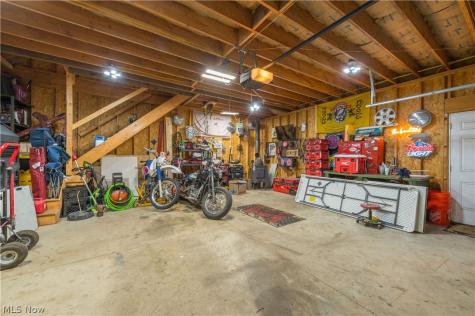 700 Harris Road Sheffield Lake OH 44054