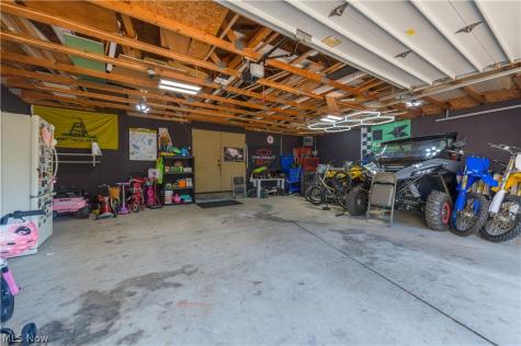 700 Harris Road Sheffield Lake OH 44054