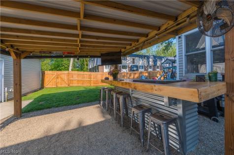700 Harris Road Sheffield Lake OH 44054