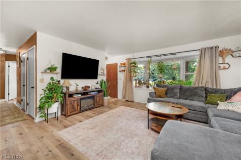 700 Harris Road Sheffield Lake OH 44054