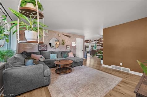 700 Harris Road Sheffield Lake OH 44054