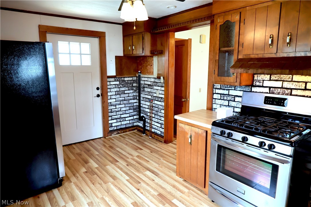 138 Middle Street Wellington OH 44090
