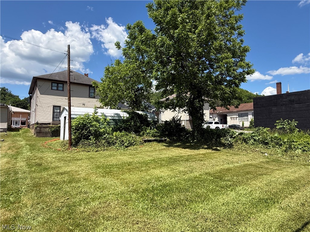 871 National Road Bridgeport OH 43912